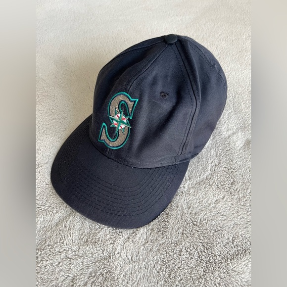 Vintage Navy Seattle Mariner’s Men’s Hat - Picture 2 of 14
